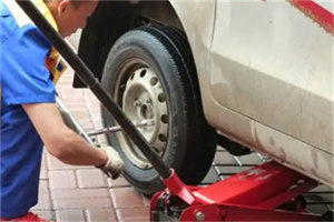 东风附近拖车24小时服务热线电话